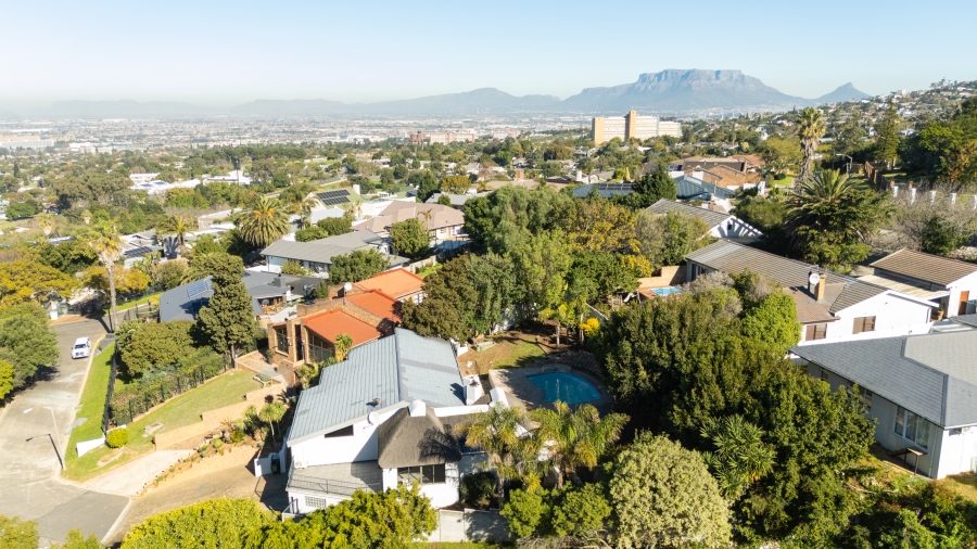 4 Bedroom Property for Sale in Selbourne Western Cape